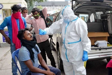 இந்தியாவில் அதிகரிக்கும் கொரோனா தொற்று : டெல்லி அரசு இன்று முக்கிய ஆலோசனை