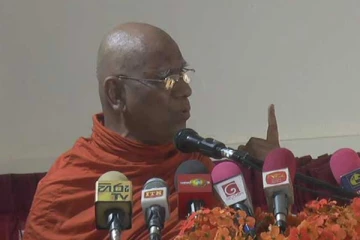 தற்போதைய அமைச்சரவை சட்டவிரோதமானது – ஓமல்பே சோபித தேரர்