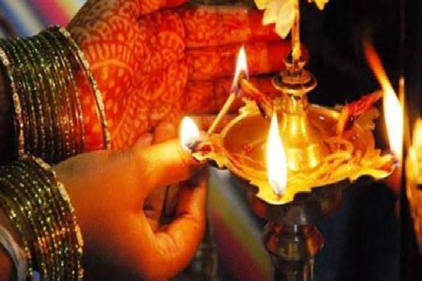 அம்மனின் அருள் கிடைக்கும் ஆடி வெள்ளிக்கிழமையின் மகத்துவம்! | The Greatness Of God Amman Aadi Velli Viratham