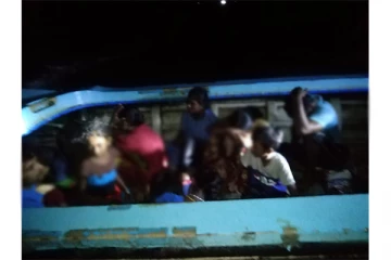 இந்தியா செல்ல முயன்ற பலர் கடற்படையினரால் கைது (Photos)
