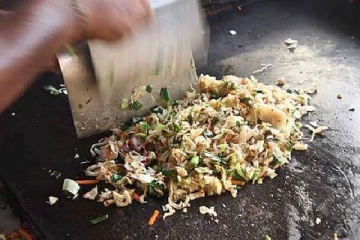 இன்று முதல்  பாண் மற்றும் கொத்து ரொட்டி விலையில் மாற்றம்!