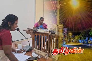 மானிப்பாயில் வீதி விளக்கு பொருத்துவதற்கு தவிசாளர் நிதி கோரியதால் சர்ச்சை