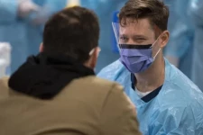 கனடாவுக்குள்ளும் நுழைந்தது தென்னாப்பிரிக்க கொரோனா வைரஸ்!