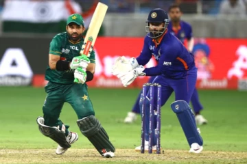 இந்திய அணியை வீழ்த்தி பாகிஸ்தான் த்ரில் வெற்றி - வேதனையில் ரசிகர்கள்