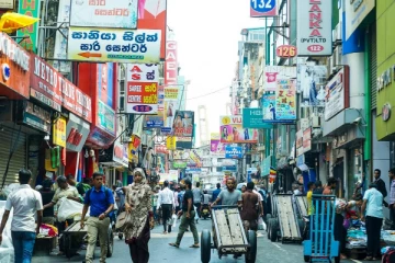 நாட்டில் ஏற்பட்டுள்ள சிக்கல் நிலை!  மூடப்பட்ட உணவகங்கள்