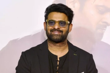 வெளியான நடிகர் பிரபாஸின் ஆதார் கார்டு.., அவரின் உண்மையான பெயர் என்ன தெரியுமா?