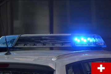 சுவிட்சர்லாந்தில் கார் ஓட்டியவரை தடுத்து நிறுத்தி கைது செய்த பொலிசார்: வித்தியாசமான காரணம்!