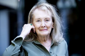 2022 இலக்கிய நோபல் பரிசு 82 வயது பெண்மணிக்கு