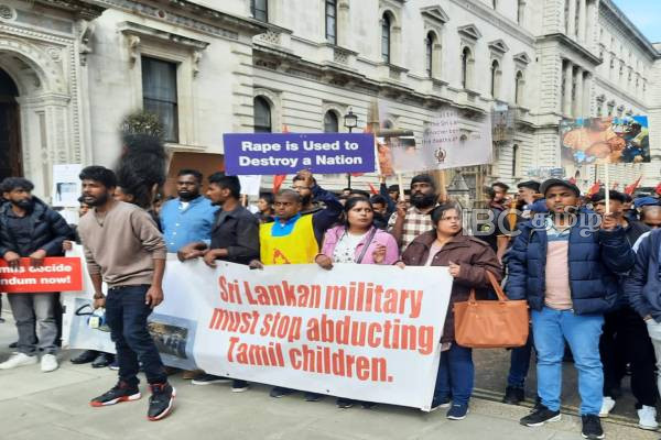 முள்ளிவாய்க்கால் நினைவேந்தல் - பிரித்தானியாவில் மக்கள் பாரிய அளவில் ஒன்று கூடி அஞ்சலி..! | Mullivaikal Memorial Day London Diaspora Tamils