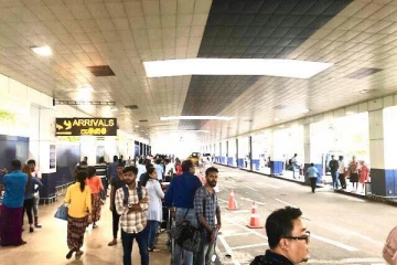 கட்டுநாயக்க விமான நிலையத்தின் ஊடாக வரும் பயணிகளால் இலங்கைக்கு காத்திருக்கும் ஆபத்து (Video)