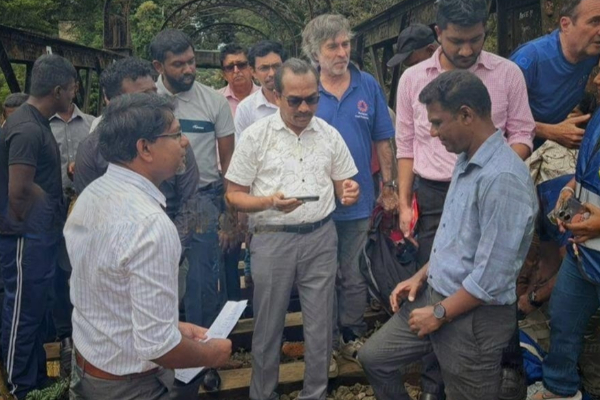 பேராதனை பாலத்தின் சீரமைப்பு நடவடிக்கை ; கள ஆய்வில் பிமல் ரத்நாயக்க | Bimal Inspects Peradeniya Bridge Repairs பேராதனை பாலத்தின் சீரமைப்பு நடவடிக்கை ; கள ஆய்வில் பிமல் ரத்நாயக்க | Bimal Inspects Peradeniya Bridge Repairs