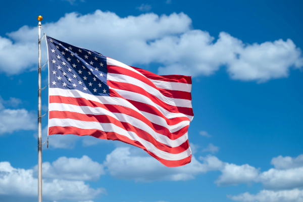 நாடு கடத்த உதவினால் இலவச பீர் சலுகை: அமெரிக்காவில் வெடித்த சர்ச்சை | Idaho Bar Offers Free Beer For Report Immigrants நாடு கடத்த உதவினால் இலவச பீர் சலுகை: அமெரிக்காவில் வெடித்த சர்ச்சை | Idaho Bar Offers Free Beer For Report Immigrants