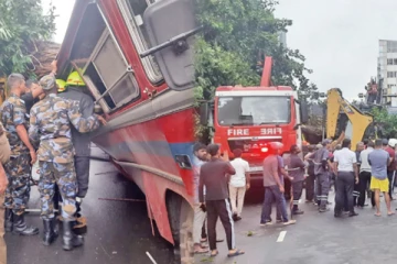 கொள்ளுப்பிட்டி விபத்தில் பலியான தமிழர்: பிள்ளைகளுடன் கதறும் மனைவி