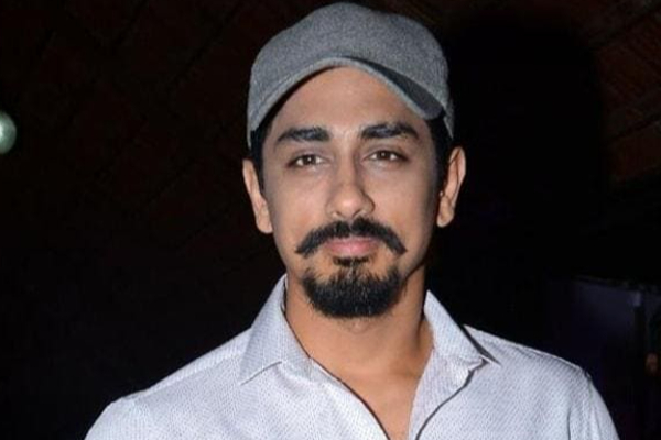 திரையுலகை விட்டு விலகி புதிய தொழிலை தொடங்கப்போகும் நடிகர் சித்தார்த்.. ரசிகர்கள் ஷாக் | If Siddharth Is Quitting Cinema