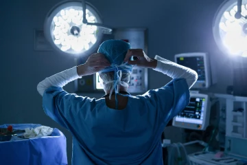 இதய துடிப்பு நின்ற கர்ப்பிணி தாயையும் குழந்தையும் காப்பாற்றிய அபூர்வ சத்திரசிகிச்சை