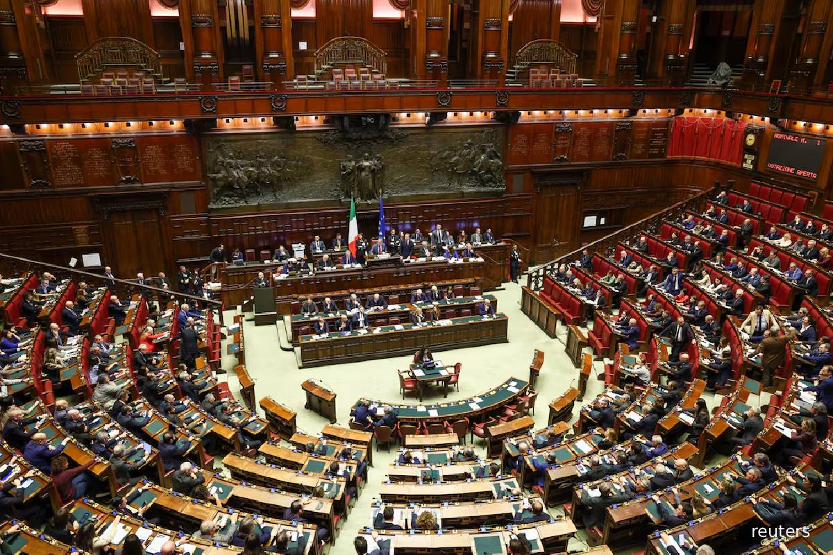 ஸ்பெயினை அடுத்து... அமெரிக்க போர் விமானங்களுக்கு அனுமதி மறுத்த இன்னொரு ஐரோப்பிய நாடு | Italy Refuses Us Use Sicily Base