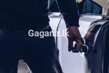 යෝගට් පානයක් පොවා – මෝටර් රථයක් පැහැරගැනේ..!