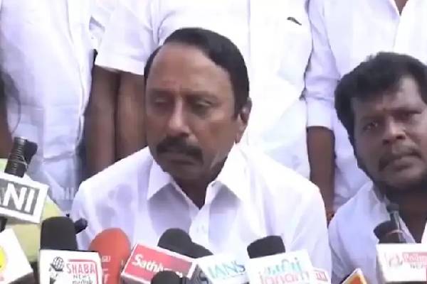 யார் வேண்டுமானாலும் கூட்டணிக்கும் வரலாம்; ஆனா ஒரே கண்டிஷன் - செங்கோட்டையன் | Sengottaiyan Calls Alliance With Tvk Anybody யார் வேண்டுமானாலும் கூட்டணிக்கும் வரலாம்; ஆனா ஒரே கண்டிஷன் - செங்கோட்டையன் | Sengottaiyan Calls Alliance With Tvk Anybody