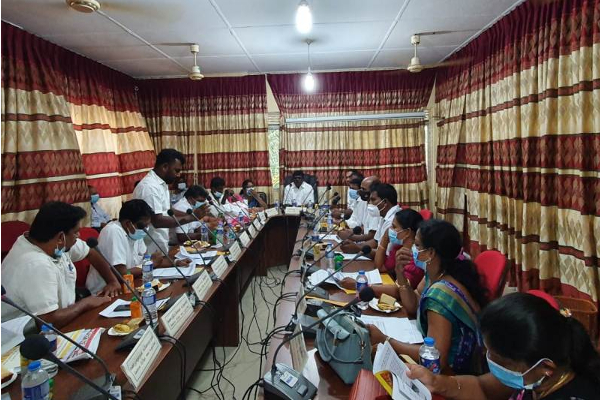 மண்முனை தென் எருவில் பற்று பிரதேச சபையின் வரவு செலவுத்திட்டம் - ஏகமனதாக நிறைவேற்றம். | Manmunai South Eruvil Patru Pradeshiya Sabha மண்முனை தென் எருவில் பற்று பிரதேச சபையின் வரவு செலவுத்திட்டம் - ஏகமனதாக நிறைவேற்றம். | Manmunai South Eruvil Patru Pradeshiya Sabha