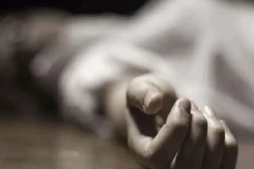 யாசகரின் கத்தி குத்தில் ஒருவர் பலி