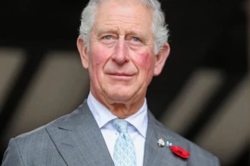 பொது இடத்தில் மன்னர் சார்லசை தலைகுனியவைத்த நபர்: தொடரும் அவமானம்