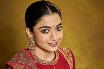 பிரம்மாண்ட படத்தில் மீண்டும் 43 வயது நடிகருடன் இணையும் ராஷ்மிகா.. லேட்டஸ்ட் தகவல்