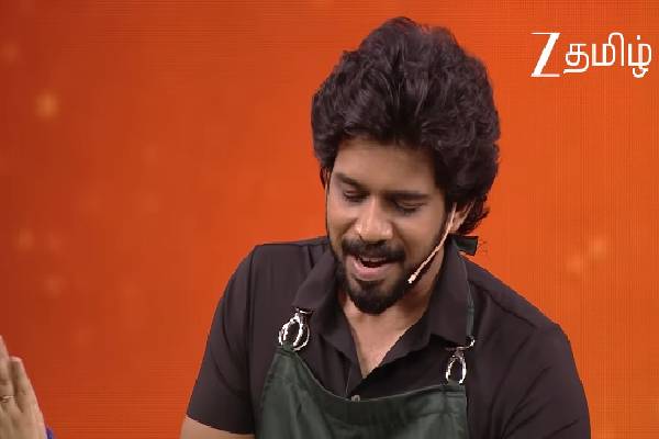 பாண்டியன் ஸ்டோர்ஸ் சீரியல் நடிகர் கதிருக்குள் இப்படி ஒரு திறமையா? என்னமா பாடுறாருபா! | Samayal Express Pandian Stores Kumaran Song Viral