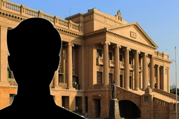 பதவி விலகல் செய்வதாக அரசை மிரட்டிய அமைச்சர்