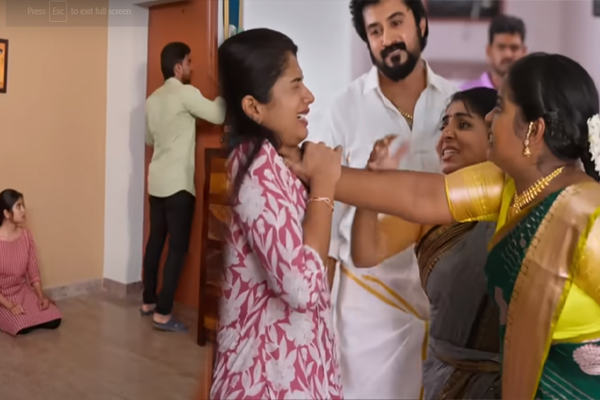 Ethirneechal: ஜனனியின் கழுத்தை நெரித்த அறிவுக்கரசி! கடைசியில் கிடைத்த சரியான பதிலடி | Ethirneechal Arivukarasi Attack Janani Viral Promo
