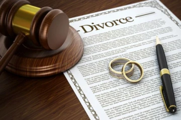 வழக்கில் அதிருப்தி; சுட்டுக் கொல்லப்பட்ட நீதிபதி