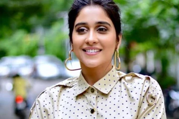 கையில் சரக்குடன் நடிகை ரெஜினா.. வெளுத்து வாங்கிய ரசிகர்கள்