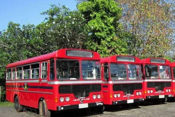 பணிப்புறக்கணிப்பில் ஈடுப்பட்ட முல்லைத்தீவு அரசபேருந்து சாலை ஊழியர்கள் (Video)