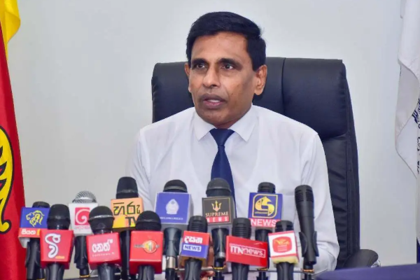 அநுர தரப்பின் பேரணிக்கு ஆட்களைத் திரட்டுவதற்காக பொலிஸாரின் உதவி | Npp Rally Tangalle அநுர தரப்பின் பேரணிக்கு ஆட்களைத் திரட்டுவதற்காக பொலிஸாரின் உதவி | Npp Rally Tangalle