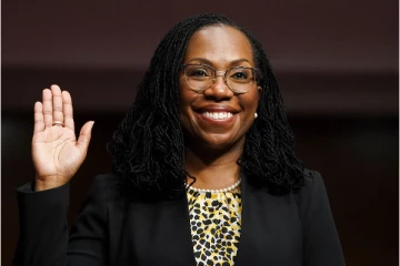 அமெரிக்க உச்ச நீதிமன்றத்தின் நீதிபதியான முதல் கறுப்பினப் பெண்மணி!