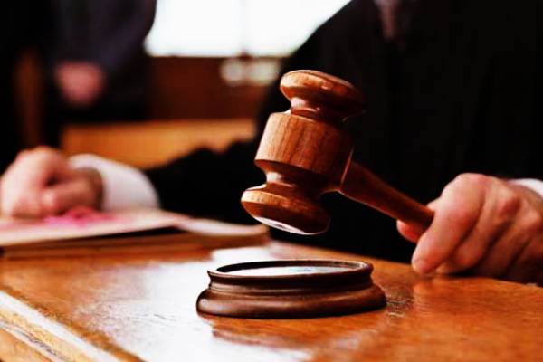 யாழில் பங்கசுடன் கட்டைத்தூள் உற்பத்தி செய்தவருக்கு நீதிமன்றின் உத்தரவு! | Jaffna Chili Powder Trader Jailed Fine