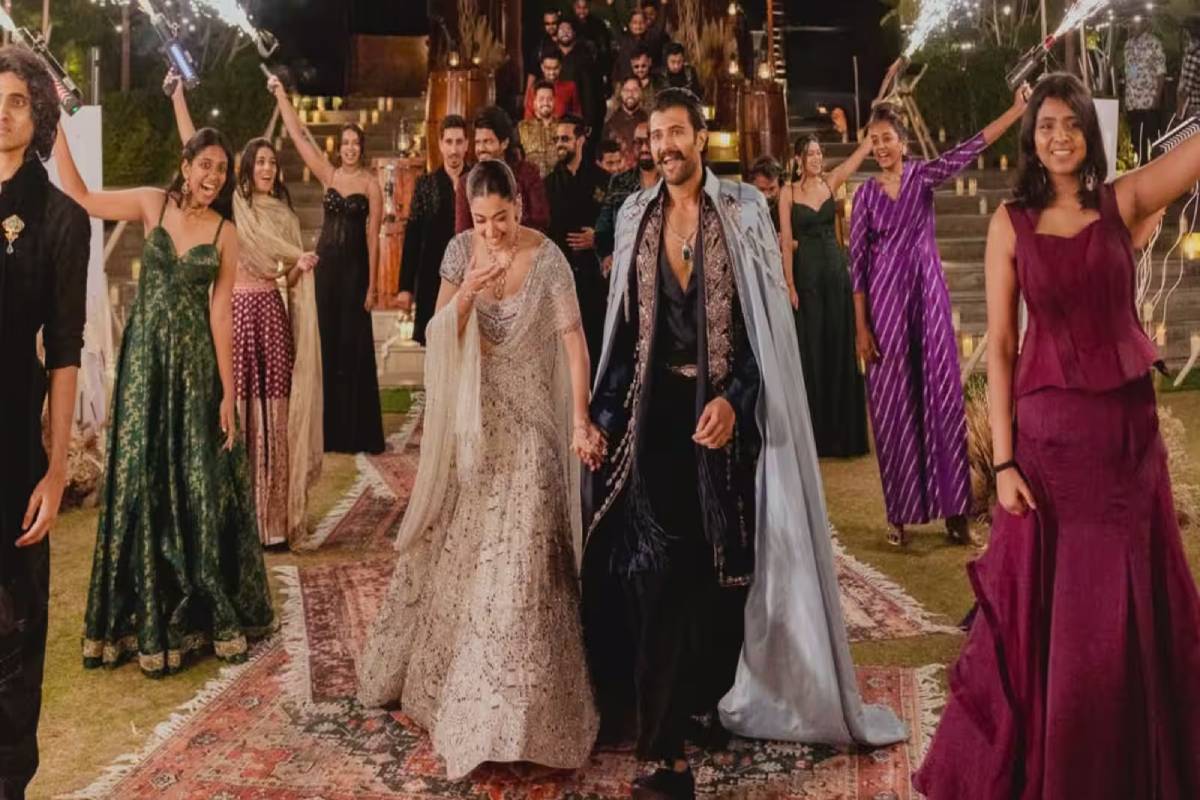 மண்டியிட்ட ரஷ்மிகா... வெட்கப்பட்ட விஜய்தேவர் கொண்டா- வெளியான சங்கீத் போட்டோஸ் | Vijay Deverakonda Rashmika Mandanna Sangeet Photos மண்டியிட்ட ரஷ்மிகா... வெட்கப்பட்ட விஜய்தேவர் கொண்டா- வெளியான சங்கீத் போட்டோஸ் | Vijay Deverakonda Rashmika Mandanna Sangeet Photos