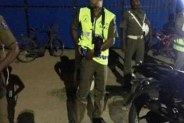 கால்வாயில் இருந்து சடலமாக மீட்கப்பட்ட ஆண்! பொலிஸார் தீவிரம்