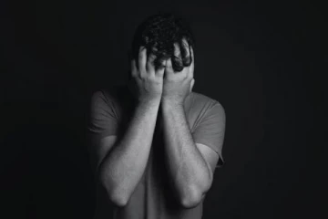 கடனை திருப்பி அடைக்க முடியாததால் தற்கொலை செய்து கொண்ட ஐடி ஊழியர்..!