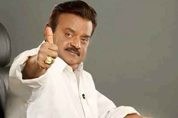 அப்பழுக்கற்ற அரசியல்வாதி பிறந்த தினம் இன்று - என்றைக்கும் கேப்டன் இவர்தான்! | Actor Vijayakanth Birthday Today