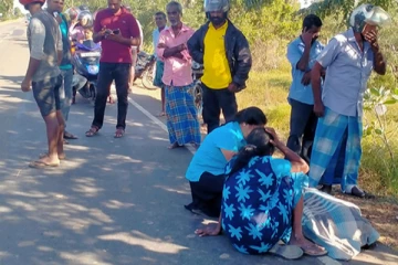 கிளிநொச்சி விபத்தில் பலியான நபரின் சடலம் உறவினர்களிடம் ஒப்படைப்பு (PHOTOS)