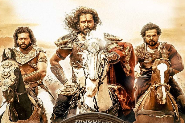 மலையாளியா? தமிழனா? இடத்திற்கேற்ப இரட்டை வேடம் போட்டு அசிங்கப்பட்ட சியான் விக்ரம்.. | Vikram Speech About Tamil Or Malaiyali For Promote