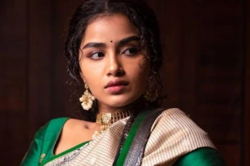 முதல்ல தலைய வாருங்க மேடம்! நடிகை அனுபமா புகைப்படத்தை பார்த்து ஷாக்காகும் ரசிகர்கள்