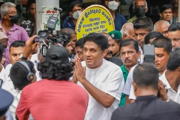 மொட்டு ஆட்சி தொடர்ந்தால் நாட்டின் நிலை அந்தோகதி! - சஜித் எச்சரிக்கை (photos)