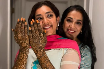 நடிகை ரேகா மகளுக்கு நடந்து முடிந்த திருமணம்.. அழகிய புகைப்படங்கள்