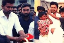 வேஷ்டி சட்டையுடன் நடிகர் விஜய்யின் பொங்கல் கொண்டாட்டம்: வைரலாகும் வீடியோ