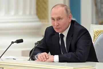 உக்ரைன் போர்... 8 தளபதிகள் மீது புடின் கடுங்கோபம்: பாய்ந்த நடவடிக்கை