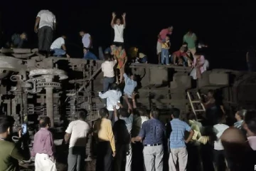 கைகால் துண்டாக்கப்பட்ட மக்களைப் பார்த்தேன்: நாட்டை உலுக்கிய பெரும் விபத்தில் இருந்து தப்பியவர் உருக்கம்