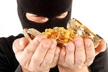 தங்க நகை கொள்ளையில் 20 வருடங்களுக்குப் பின் மரண தண்டனை!