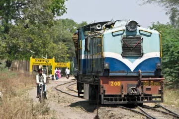 இந்தியாவில் இன்றும் பிரிட்டிஷுக்கு கீழே இயங்கும் ஒரே ஒரு ரயில் நிலையம்.., எது தெரியுமா?