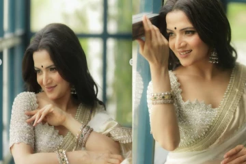 40 வயதிலும் குறையாத அழகில் ரசிகர்களை கிறங்கடிக்கும் டிடி! குவியும் லைக்குகள்